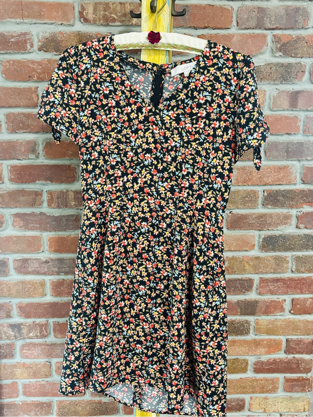 LOFT Petite Black Floral Short Sleeve Fit & Flare Dress